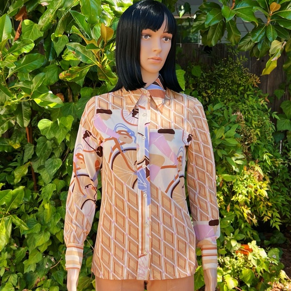 1970s Jubilee Bicycle Race Novelty Print Button Up - Picture 7 of 7